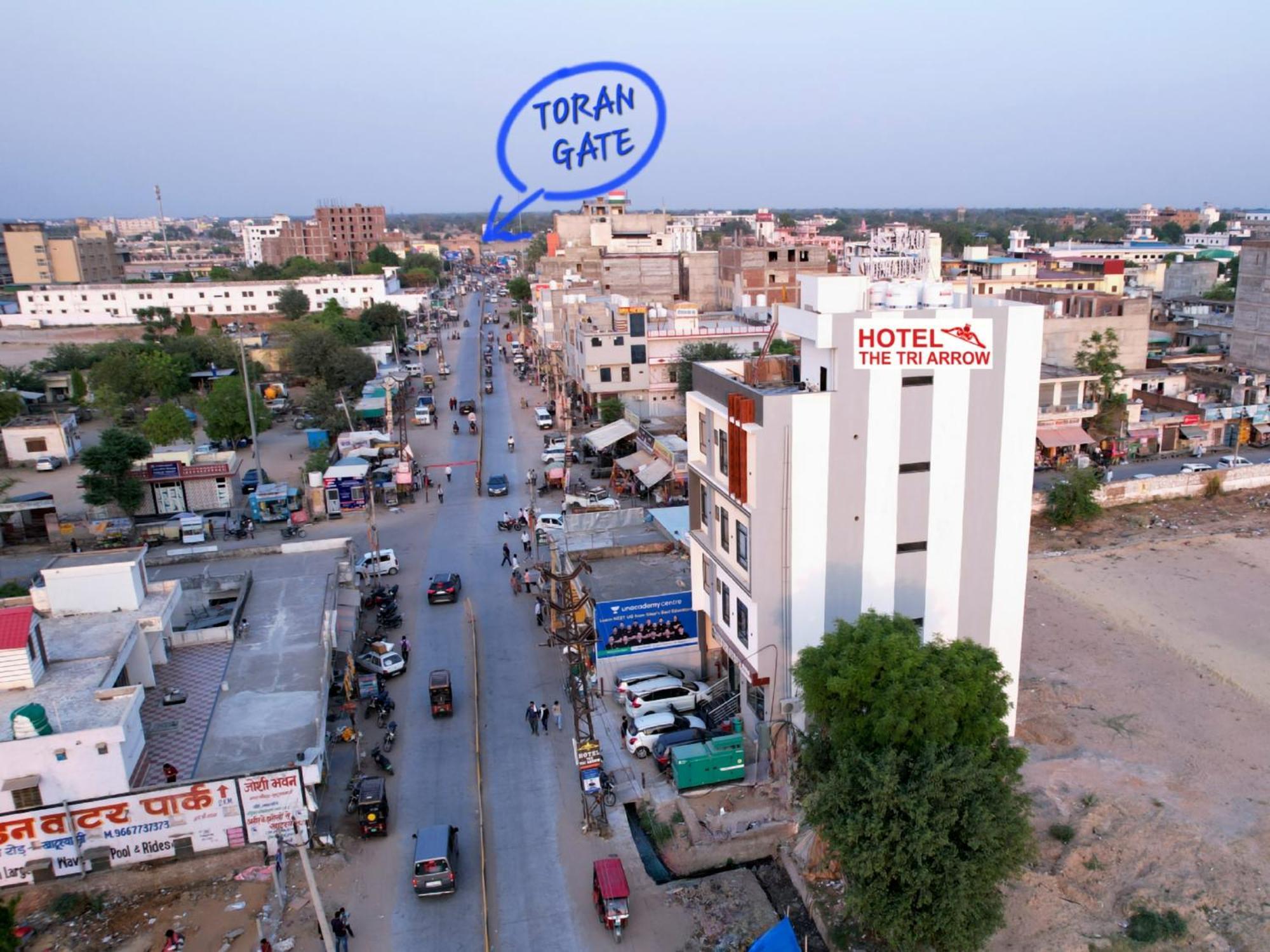 The Tri Arrow Hotel Khātu Buitenkant foto